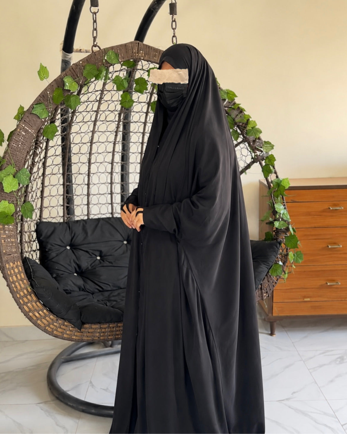 IRANI CHADAR - BLACK